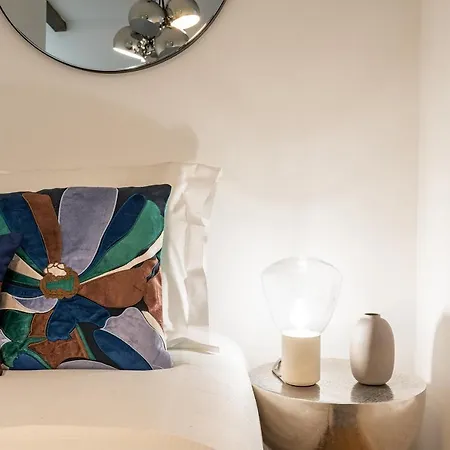 Designer 2bed1bath Mins To Famed Ramiro Restaurant