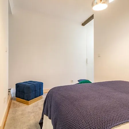 Designer 2bed1bath Mins To Famed Ramiro Restaurant