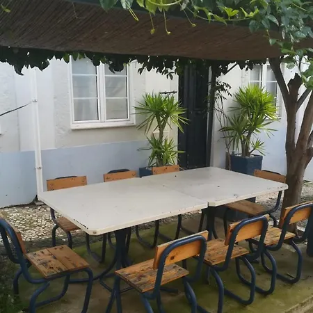 Designer 2bed1bath Mins To Famed Ramiro Restaurant